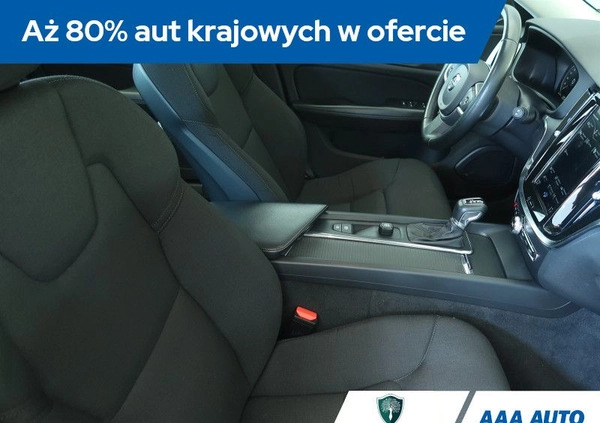 Volvo V60 cena 85000 przebieg: 159954, rok produkcji 2020 z Grudziądz małe 277